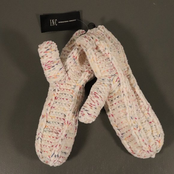NWT INC International Concept Space Dye Mittens in Ivory - Picture 3 of 10